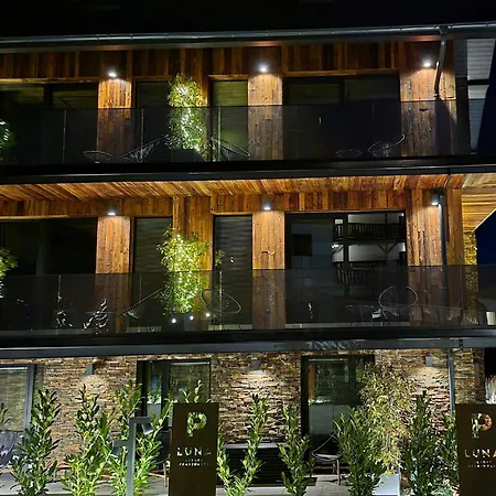 Luna Luxury - Adults Only - Sauna, Jacuzzi Lägenhet *