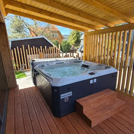 شقة Luna Luxury - Adults Only - Sauna, Jacuzzi